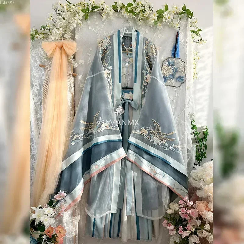 2025 Hanfu Fashionable Chinese style Dress with Embroidery and Gradient Colors, Original Design for Women