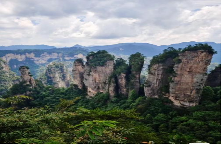 Zhangjiajie: 4-Day Adventure Through Avatar’s Enchanted Landscapes